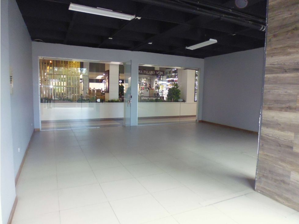 Local en arriendo Antioquia Medellín Urbanizacion Santa Maria De Oviedo 70 m2 Habitaciones 0 Baños 1 Garajes 1 Precio $10900000