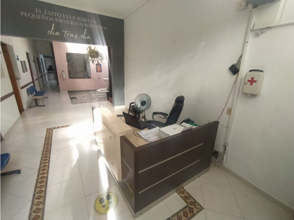 Oficina en arriendo Antioquia Medellín Laureles 18 m2 Habitaciones 0 Baños 1 Garajes 0 Precio $1400000