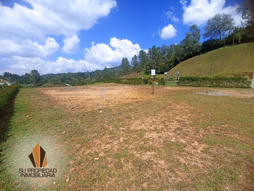 Lote en venta Antioquia El Retiro El Retiro 776 m2 Habitaciones 0 Baños 0 Garajes 0 Precio $800000000