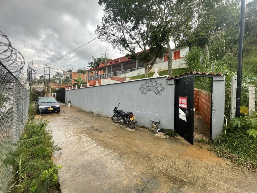 Casa Campestre en venta Santander Floridablanca Floridablanca 100 m2 Habitaciones 3 Baños 2 Garajes 1 Precio $400000000