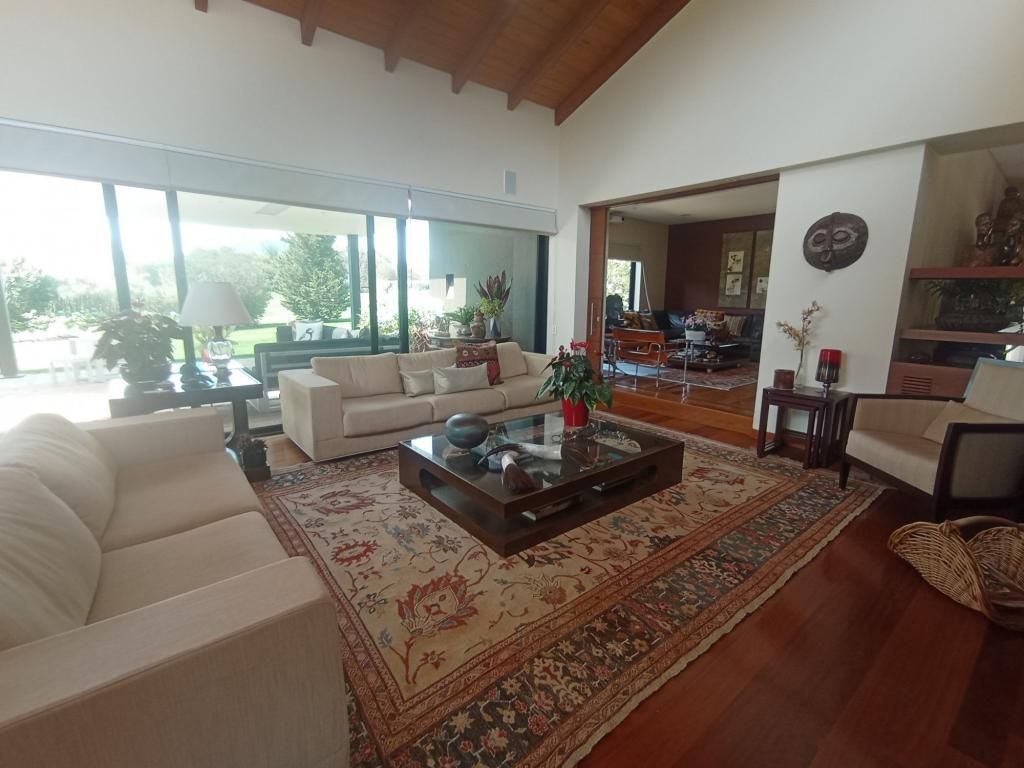 Casa en arriendo Cundinamarca La Calera Centro 698 m2 Habitaciones 4 Baños 6 Garajes 2 Precio $25000000