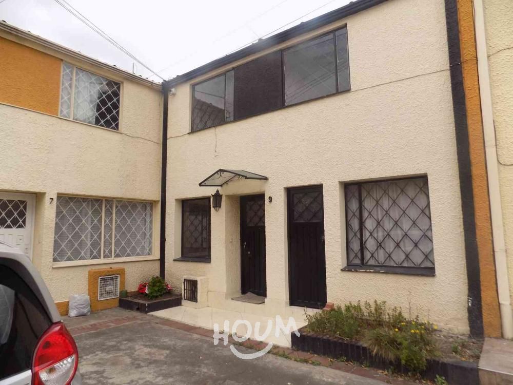 Casa en venta Cundinamarca Bogotá Ciudad Villamayor Antigua 100 m2 Habitaciones 4 Baños 3 Garajes 1 Precio $590000000