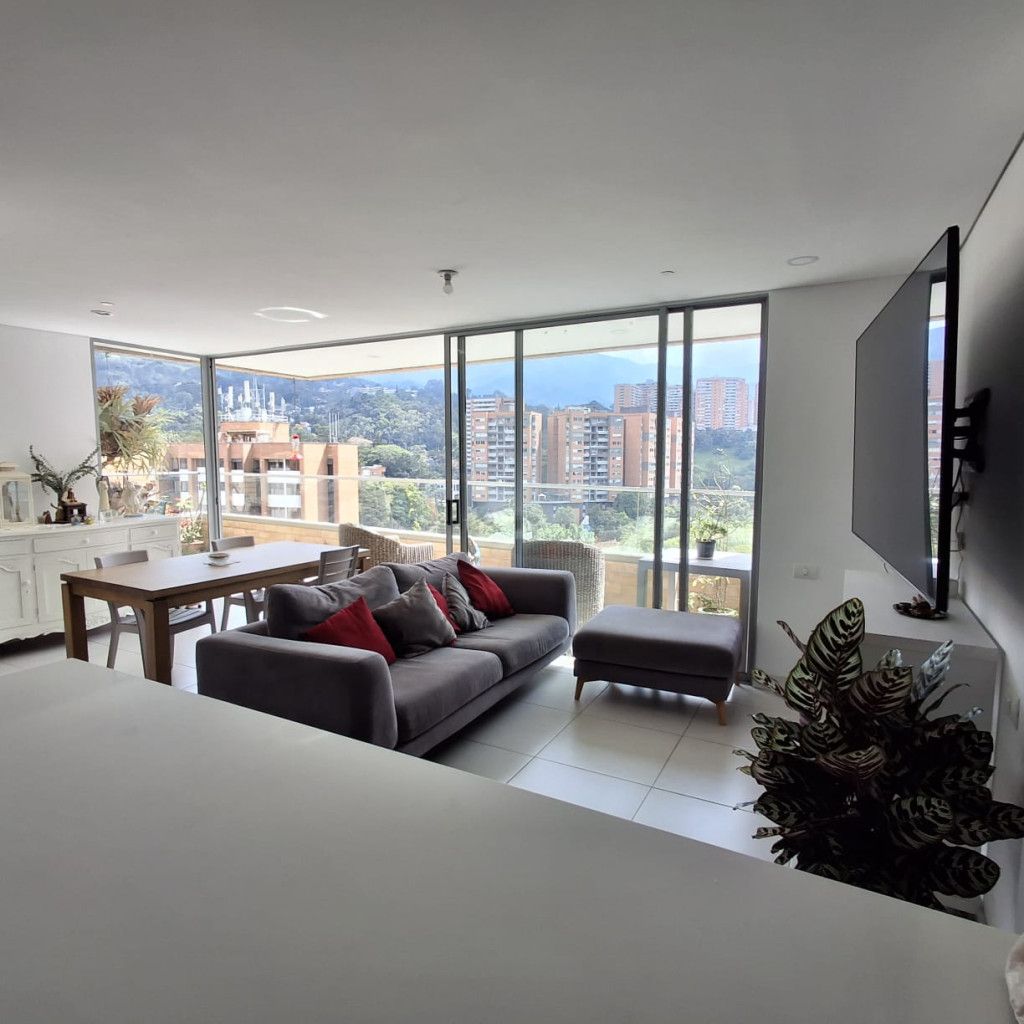 Apartamento en venta Antioquia Envigado Envigado 111 m2 Habitaciones 3 Baños 2 Garajes 2 Precio $920000000