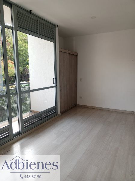 Apartaestudio en venta Antioquia Medellín Loma De Los Bernal 52 m2 Habitaciones 1 Baños 1 Garajes 1 Precio $360000000