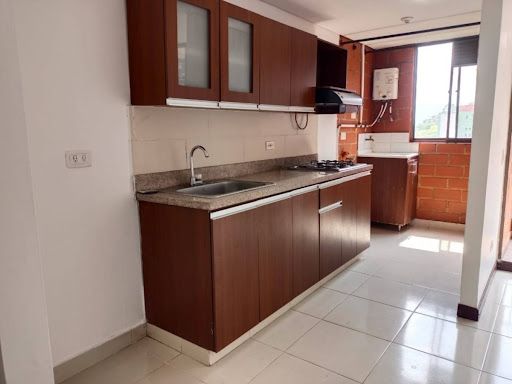 Apartamento en arriendo Antioquia Medellín La Hondonada 65 m2 Habitaciones 3 Baños 2 Garajes 1 Precio $2300000
