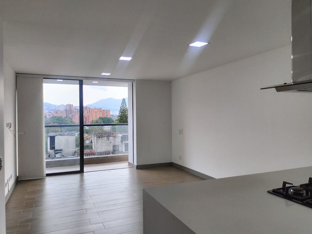 Apartamento en arriendo Antioquia Envigado Zúñiga 93 m2 Habitaciones 3 Baños 2 Garajes 2 Precio $5150000