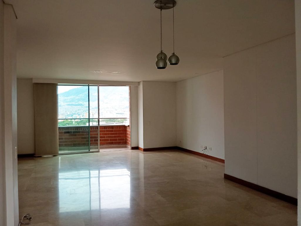 Apartamento en arriendo o venta Antioquia Medellín Laureles 138 m2 Habitaciones 3 Baños 4 Garajes 2 Precio venta $1200000000 Precio arriendo $6600000