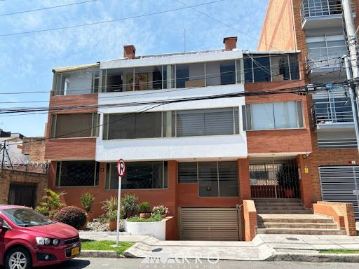 Apartamento en venta Cundinamarca Bogotá Santa Barbara Central 107 m2 Habitaciones 3 Baños 2 Garajes 1 Precio $650000000