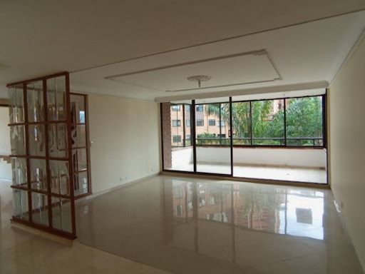 Apartamento en arriendo Antioquia Medellín Astorga 260 m2 Habitaciones 4 Baños 5 Garajes 3 Precio $9500000