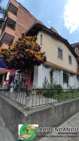 Casa en venta Antioquia Itagüí Itagüí 149 m2 Habitaciones 12 Baños 5 Garajes 0 Precio $990000000