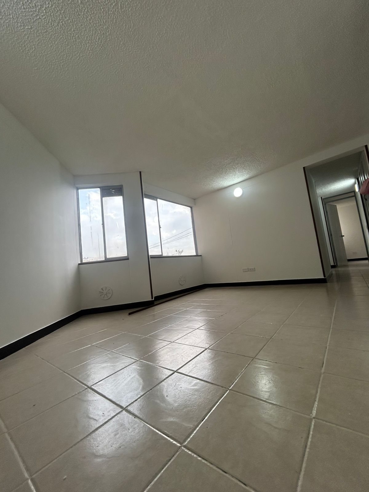 Apartamento en venta Cundinamarca Bogotá Cjr Bonavista Iii 58 m2 Habitaciones 3 Baños 2 Garajes 0 Precio $205000000