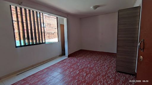Apartaestudio en arriendo Antioquia Medellín Girardot 20 m2 Habitaciones 1 Baños 1 Garajes 0 Precio $850000