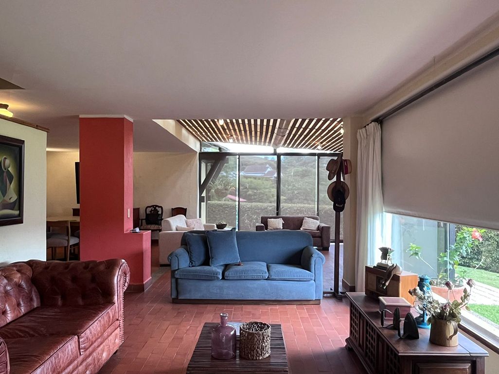 Casa en arriendo Antioquia El Retiro Cn El Campo 300 m2 Habitaciones 4 Baños 4 Garajes 6 Precio $9300000