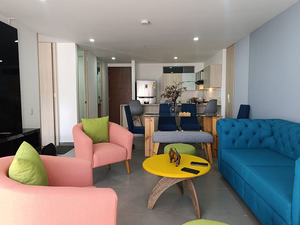 Apartamento en arriendo o venta Antioquia Medellín Alejandria 78 m2 Habitaciones 1 Baños 2 Garajes 4 Precio venta $750000000 Precio arriendo $5200000