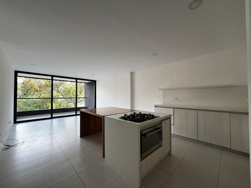 Apartamento en arriendo Antioquia Envigado La Inmaculada 82 m2 Habitaciones 2 Baños 2 Garajes 1 Precio $3650000