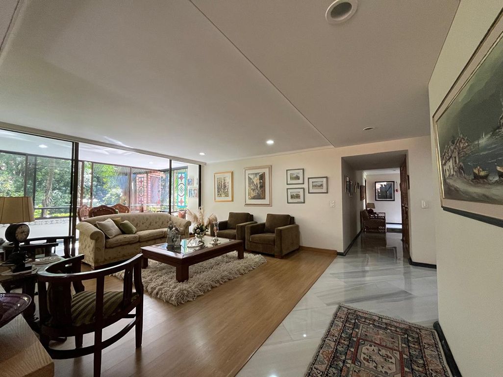 Apartamento en venta Antioquia Medellín El Raizal 260 m2 Habitaciones 3 Baños 4 Garajes 3 Precio $1460000000