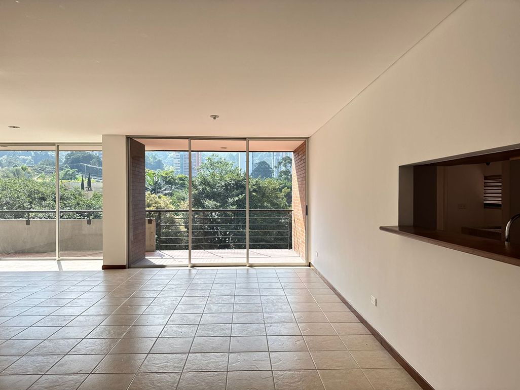 Apartamento en arriendo Antioquia Medellín Alejandria 118 m2 Habitaciones 2 Baños 2 Garajes 2 Precio $5200000