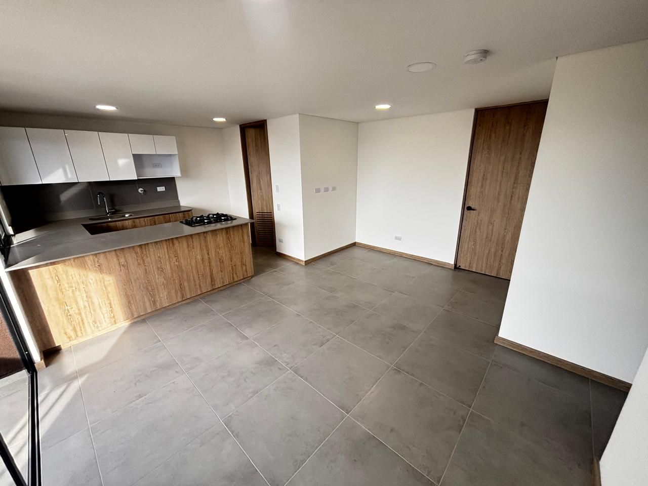 Apartamento en arriendo Antioquia Rionegro San Antonio 65 m2 Habitaciones 2 Baños 2 Garajes 1 Precio $2600000