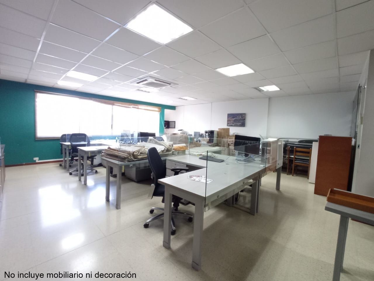 Oficina en arriendo o venta Antioquia Medellín Guayabal 112 m2 Habitaciones 0 Baños 3 Garajes 2 Precio venta $1067000000 Precio arriendo $7000000