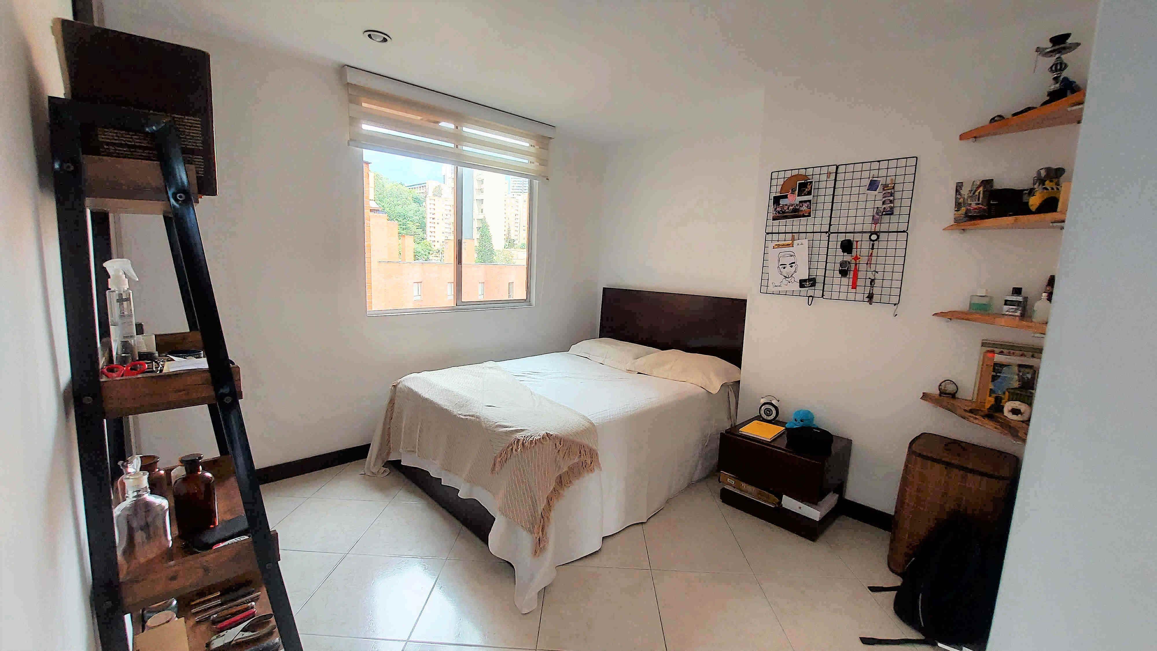 Apartamento en arriendo o venta Antioquia Medellín Castropol 150 m2 Habitaciones 3 Baños 4 Garajes 2 Precio venta $1450000000 Precio arriendo $8000000