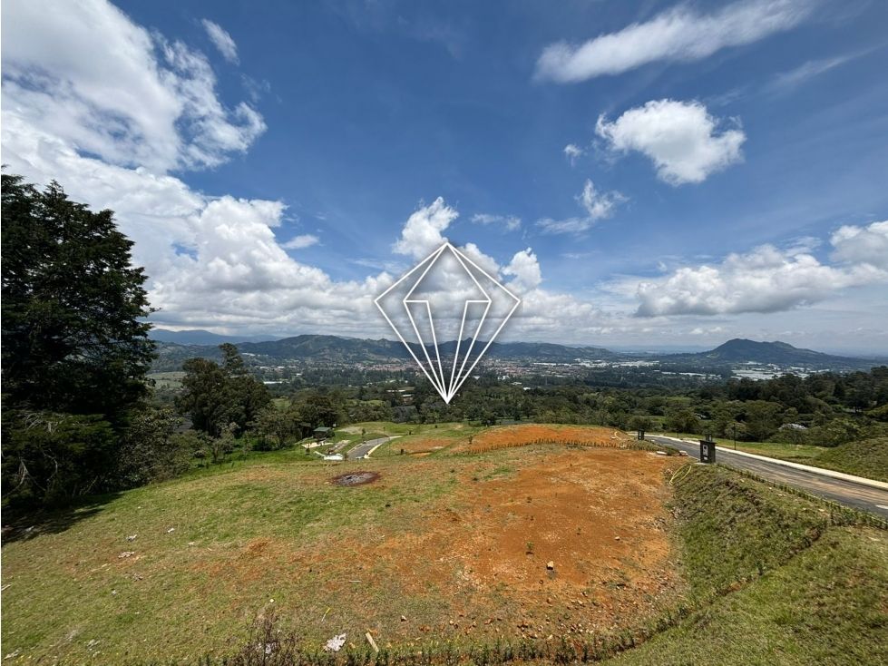 Lote en venta Antioquia La Ceja La Ceja 1780 m2 Habitaciones 0 Baños 0 Garajes 0 Precio $560000000