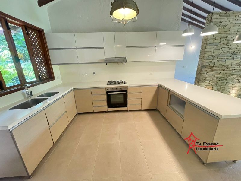 Casa en venta Antioquia Envigado La Mesa 270 m2 Habitaciones 4 Baños 7 Garajes 0 Precio $2200000000