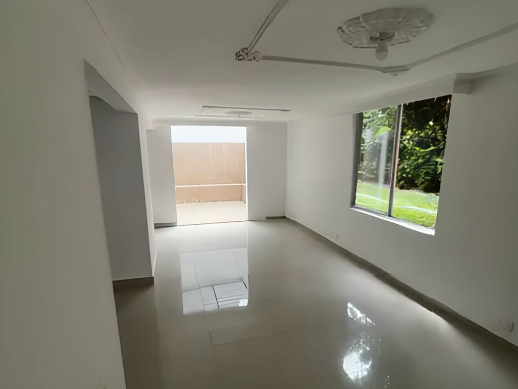 Casa en arriendo Antioquia Medellín La Mota 134 m2 Habitaciones 4 Baños 3 Garajes 2 Precio $4500000