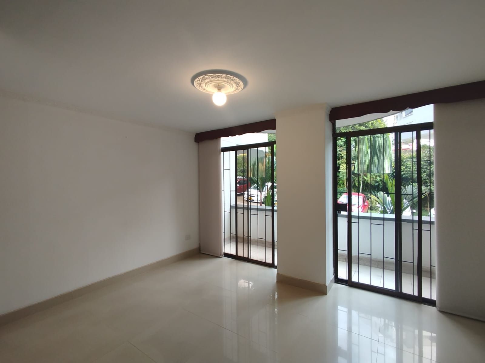 Apartamento en arriendo o venta Risaralda Pereira Los Alpes 40 m2 Habitaciones 1 Baños 2 Garajes 1 Precio venta $290000000 Precio arriendo $1700000