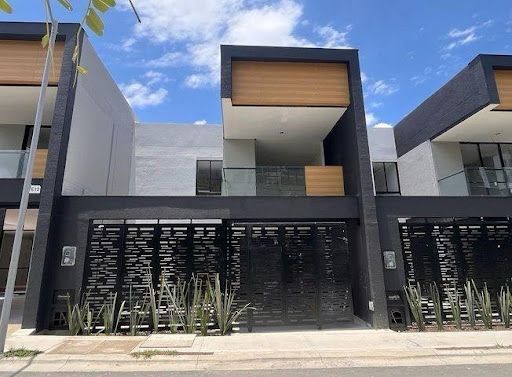 Casa en venta Risaralda Pereira Pereira 168 m2 Habitaciones 3 Baños 4 Garajes 2 Precio $995000000