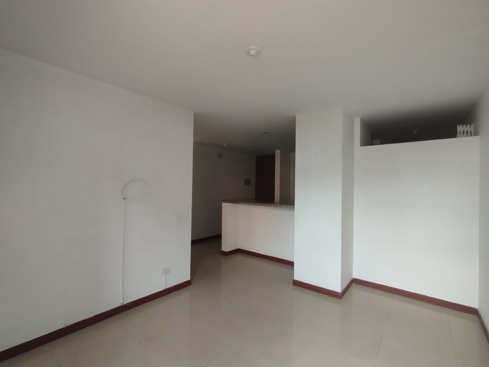 Apartamento en arriendo Risaralda Pereira Pinares De San Martin 55 m2 Habitaciones 2 Baños 2 Garajes 1 Precio $2100000