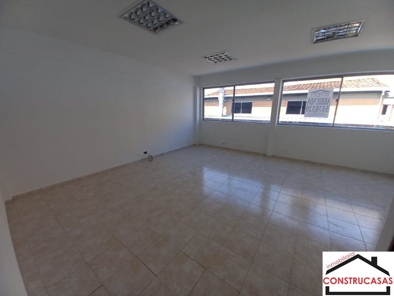 Oficina en arriendo o venta Antioquia Medellín San Diego 27 m2 Habitaciones 0 Baños 1 Garajes 0 Precio venta $280000000 Precio arriendo $2230000