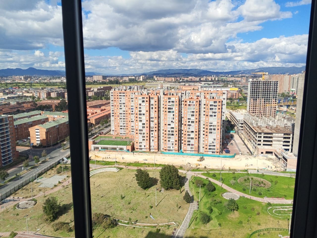 Apartamento en venta Cundinamarca Bogotá Bavaria 67 m2 Habitaciones 2 Baños 2 Garajes 1 Precio $380000000