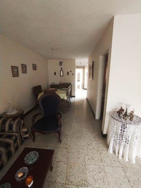 Casa en venta Valle Del Cauca Cali Bajos Ciudad Cordoba 330 m2 Habitaciones 8 Baños 4 Garajes 1 Precio $499000000