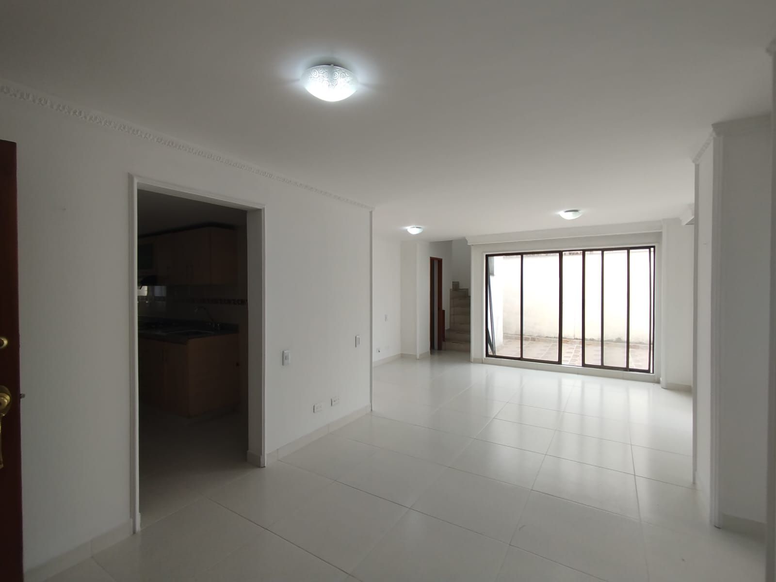 Apartamento en arriendo Risaralda Pereira Urbanizacion Serrana 140 m2 Habitaciones 3 Baños 3 Garajes 1 Precio $2850000