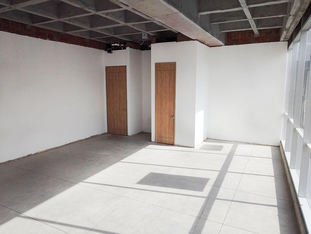 Oficina en arriendo Antioquia Medellín El Castillo 60 m2 Habitaciones 0 Baños 1 Garajes 2 Precio $5400000