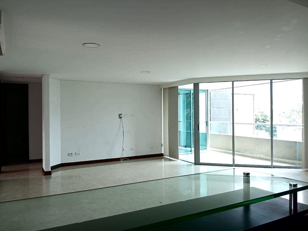 Apartamento en arriendo Antioquia Medellín Bolivariana 104 m2 Habitaciones 3 Baños 2 Garajes 2 Precio $4350000