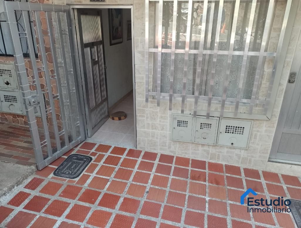 Casa en venta Antioquia Medellín Bermejal- Los Alamos 83 m2 Habitaciones 4 Baños 2 Garajes 0 Precio $310000000