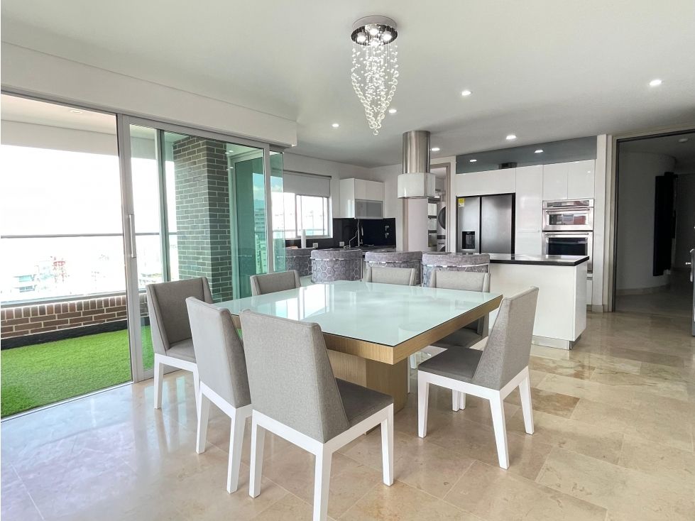 Apartamento en arriendo Antioquia Medellín Villa Carlota 170 m2 Habitaciones 2 Baños 4 Garajes 2 Precio $10500000