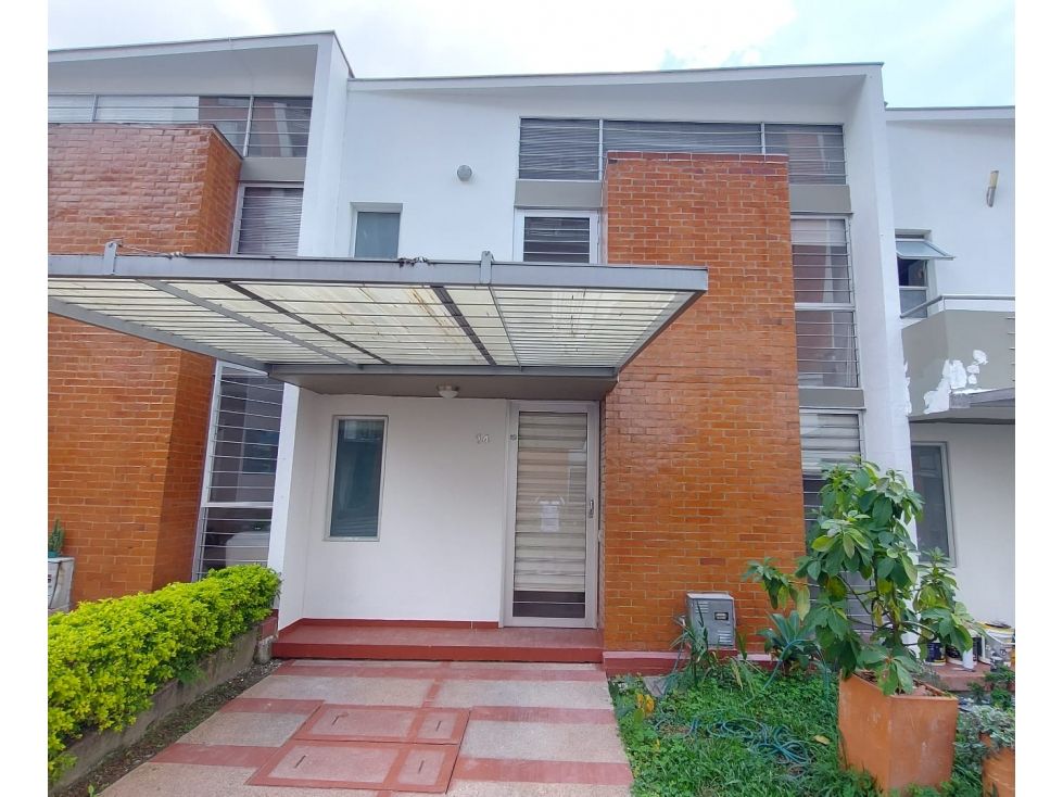 Casa en arriendo Quindío Armenia Cr Terranova 127 m2 Habitaciones 3 Baños 3 Garajes 1 Precio $2736000