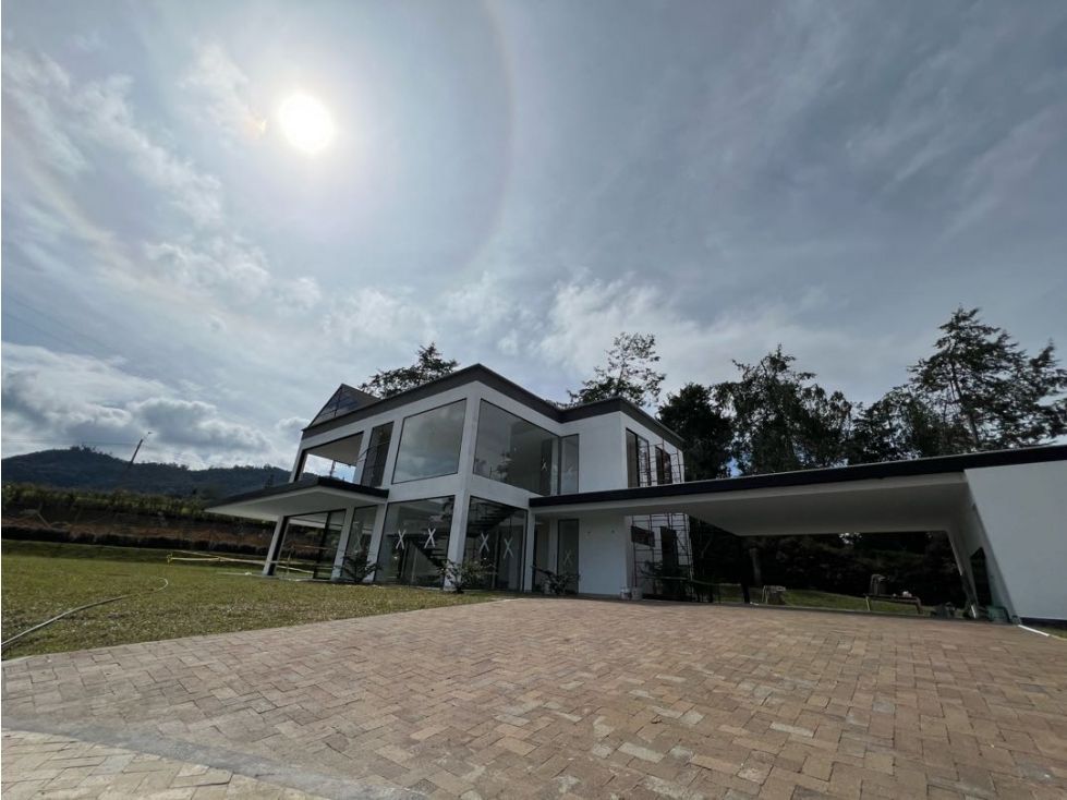 Casa Campestre en venta Antioquia Rionegro Rionegro 600 m2 Habitaciones 5 Baños 5 Garajes 4 Precio $4800000000