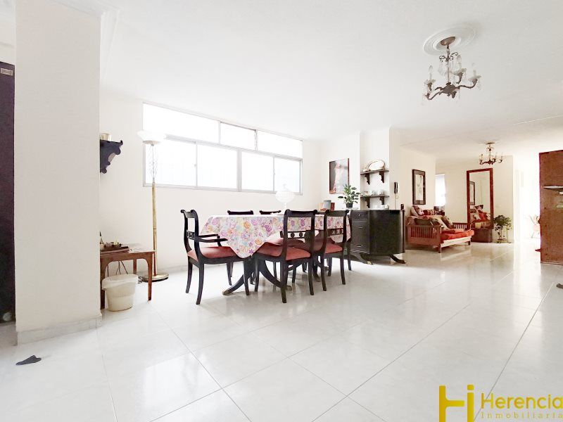 Apartamento en venta Antioquia Medellín Naranjal 205 m2 Habitaciones 5 Baños 4 Garajes 0 Precio $670000000