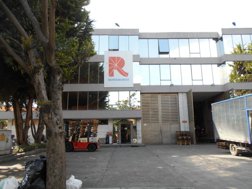 Bodega en venta Cundinamarca Bogotá Predio Caldas 889 m2 Habitaciones 0 Baños 6 Garajes 0 Precio $3000000000