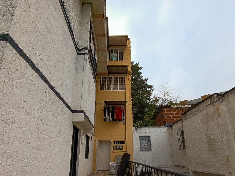 Apartaestudio en arriendo Antioquia Medellín El Rincon 18 m2 Habitaciones 1 Baños 1 Garajes 0 Precio $900000