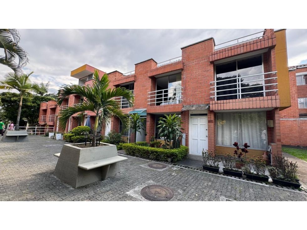 Casa en venta Risaralda Pereira Br La Italia 100 m2 Habitaciones 3 Baños 3 Garajes 1 Precio $380000000