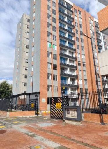 Apartamento en venta Cundinamarca Bogotá Campo Alegre 61 m2 Habitaciones 3 Baños 1 Garajes 1 Precio $325000000