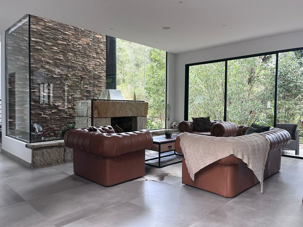 Casa en arriendo Antioquia Envigado Las Palmas 430 m2 Habitaciones 4 Baños 6 Garajes 6 Precio $21500000