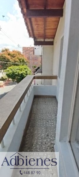 Casa en arriendo Antioquia Medellín Simon Bolivar 150 m2 Habitaciones 3 Baños 3 Garajes 0 Precio $3800000