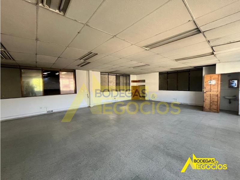 Bodega en arriendo Antioquia Itagüí San Juan Bautista 1050 m2 Habitaciones 0 Baños 3 Garajes 0 Precio $31000000