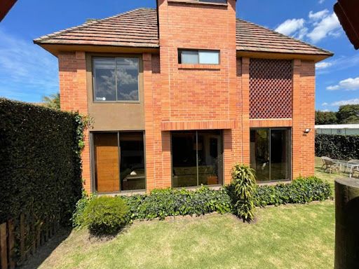 Casa en venta Cundinamarca Chía Vereda Bojaca 520 m2 Habitaciones 4 Baños 4 Garajes 4 Precio $970000000