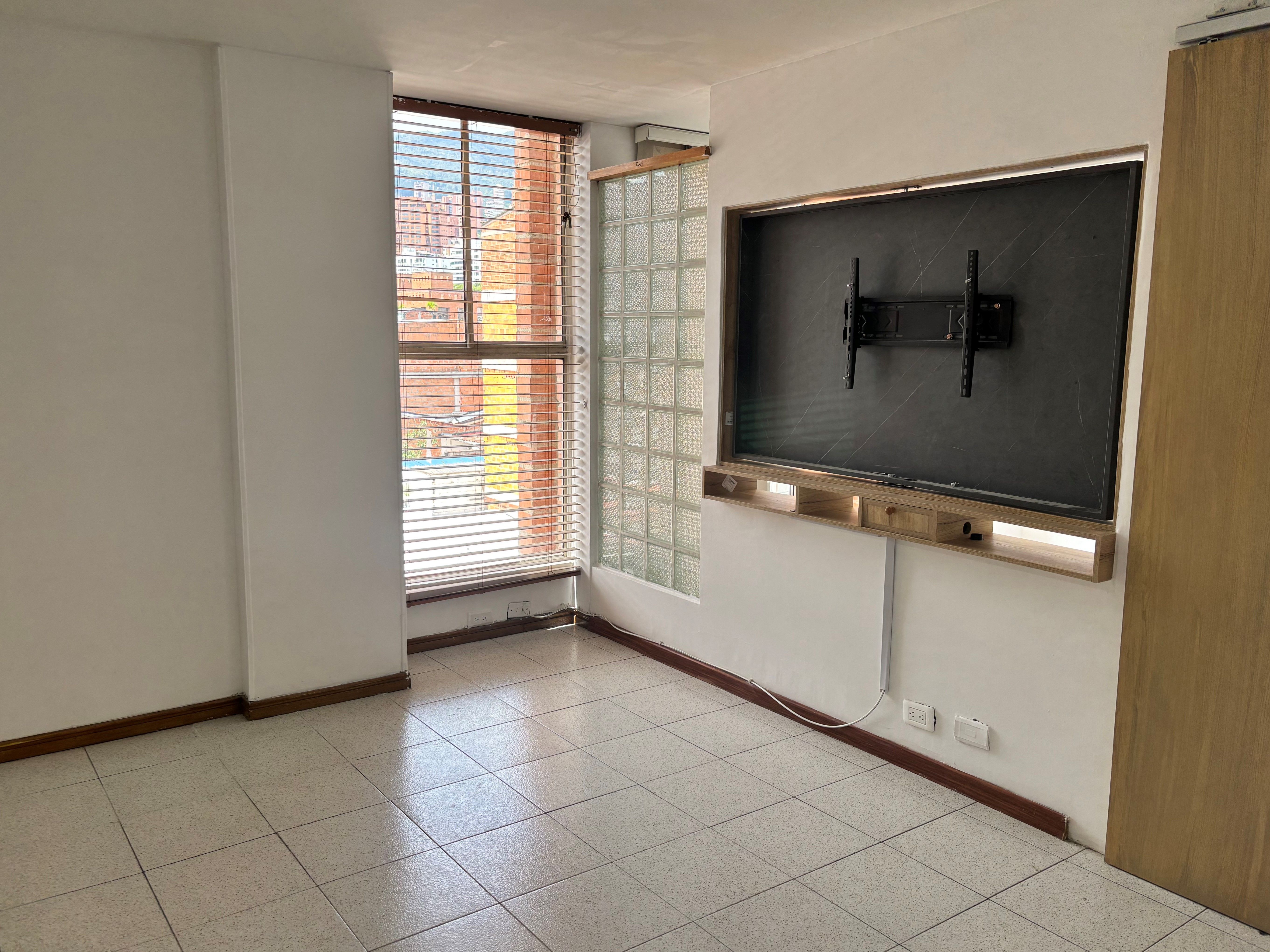 Apartaestudio en arriendo Antioquia Medellín Astorga 45 m2 Habitaciones 1 Baños 1 Garajes 1 Precio $2200000